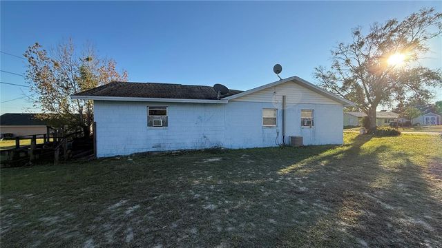 1318 TEMPLE CIRCLE, Haines City, FL 33844