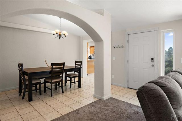 544 N Raymont Dr, Pueblo West, CO 81007