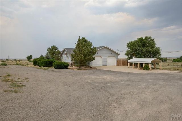 544 N Raymont Dr, Pueblo West, CO 81007