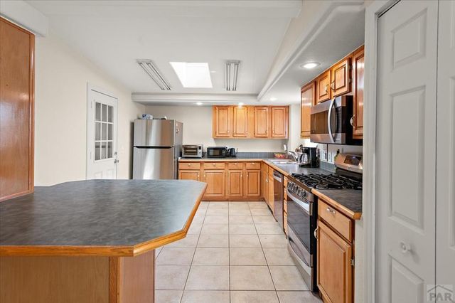 544 N Raymont Dr, Pueblo West, CO 81007