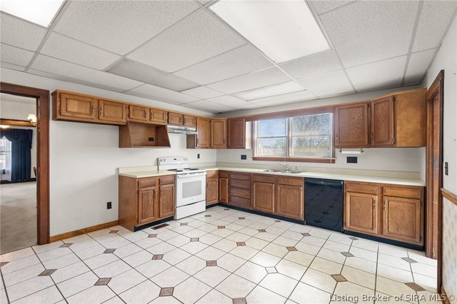 223 Virginia Avenue, Sellersburg, IN 47172