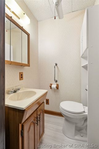 223 Virginia Avenue, Sellersburg, IN 47172