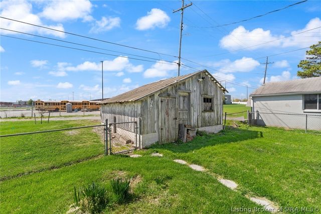 223 Virginia Avenue, Sellersburg, IN 47172