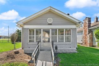 223 Virginia Avenue, Sellersburg, IN 47172