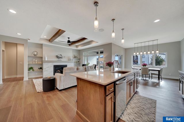 9201 Marbella Drive, Lincoln, NE 68520