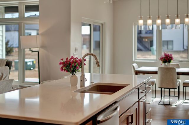 9201 Marbella Drive, Lincoln, NE 68520