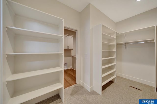 9201 Marbella Drive, Lincoln, NE 68520