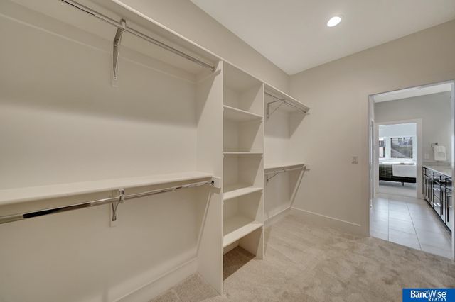 9201 Marbella Drive, Lincoln, NE 68520