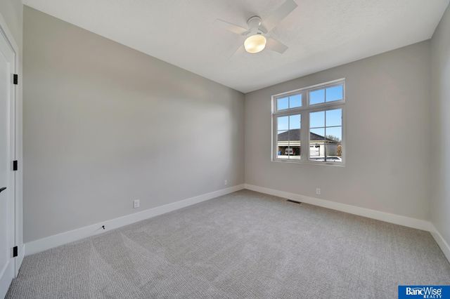 9201 Marbella Drive, Lincoln, NE 68520