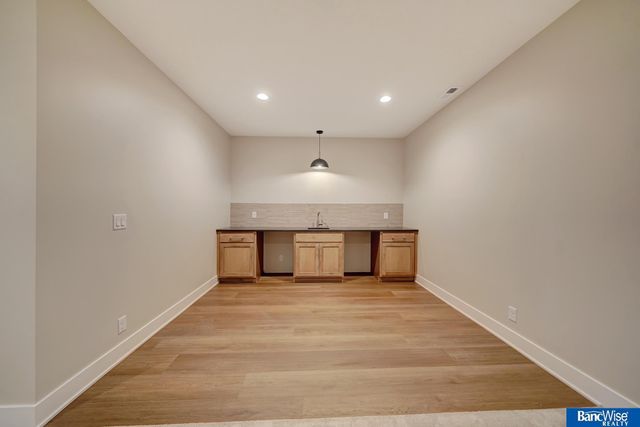 9201 Marbella Drive, Lincoln, NE 68520