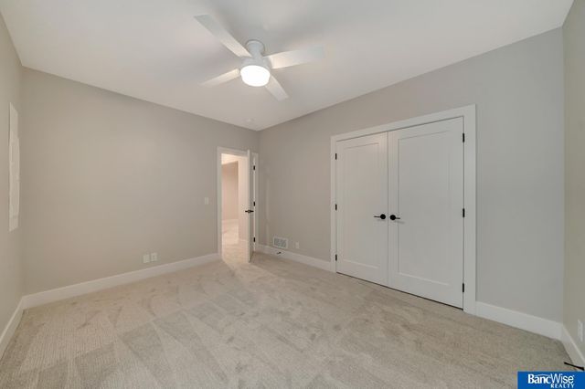 9201 Marbella Drive, Lincoln, NE 68520