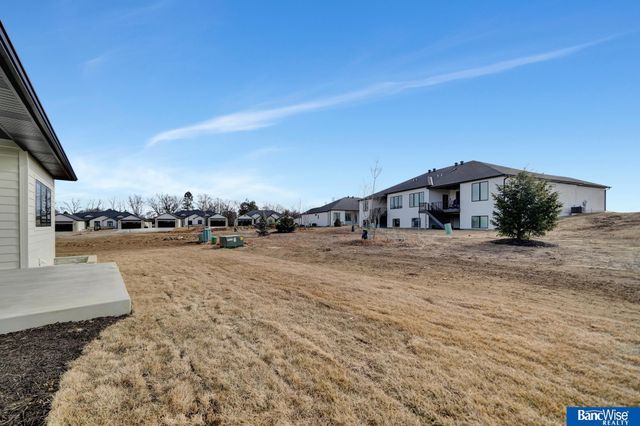 9201 Marbella Drive, Lincoln, NE 68520