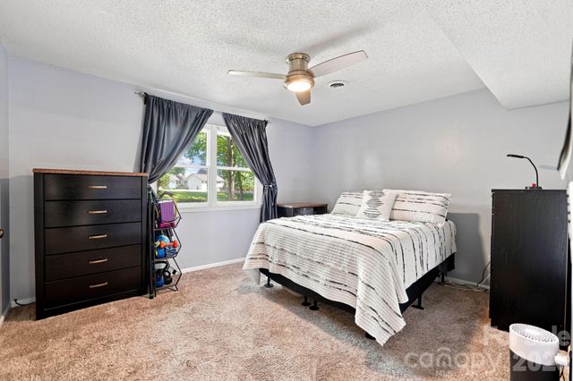 5421 Woodside Drive, Rock Hill, SC 29732