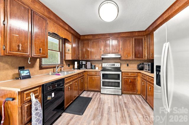 5421 Woodside Drive, Rock Hill, SC 29732