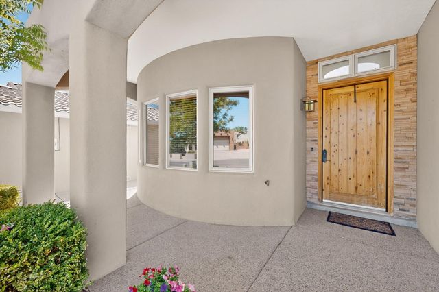 6316 Pima Place NW, Albuquerque, NM 87120