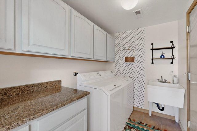 6316 Pima Place NW, Albuquerque, NM 87120