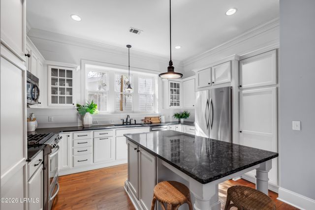 11 Habersham Park, Beaufort, SC 29906