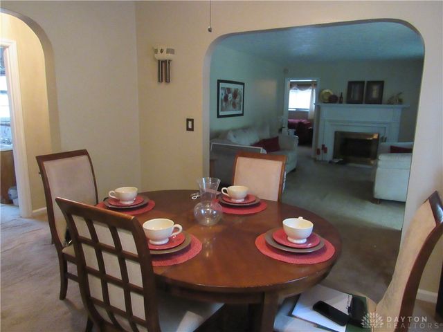 3200 Princeton Drive, Dayton, OH 45406