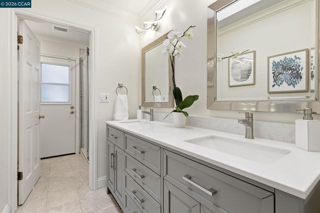 725 Castle Rock Rd, Walnut Creek, CA 94598