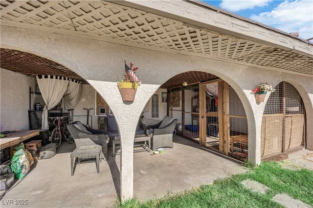 95 East Windmill Lane, Las Vegas, NV 89123