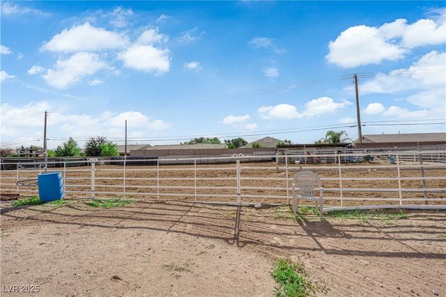 95 East Windmill Lane, Las Vegas, NV 89123