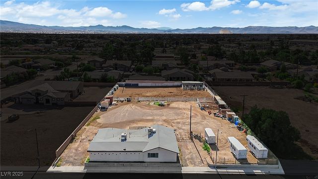 95 East Windmill Lane, Las Vegas, NV 89123