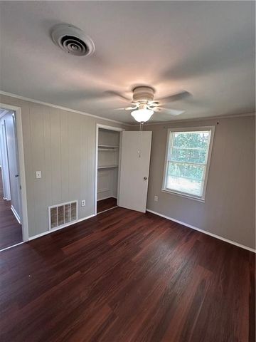 1087 W Adrian SW Circle, Conyers, GA 30094