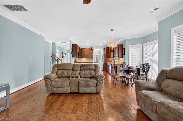 204 Jordan Ridge Way, Jamestown, NC 27282