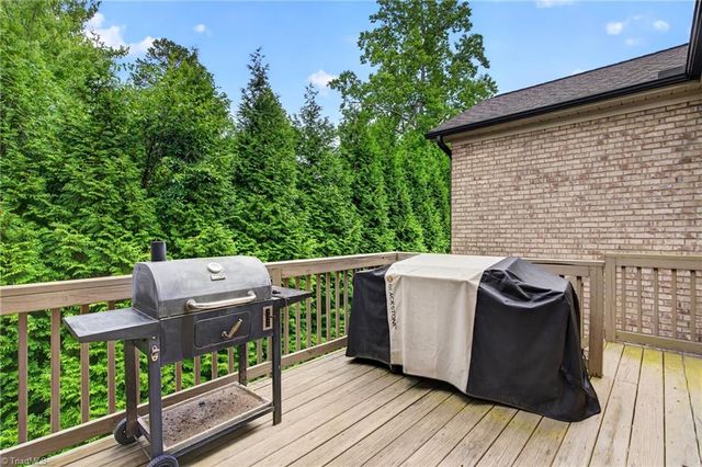 204 Jordan Ridge Way, Jamestown, NC 27282