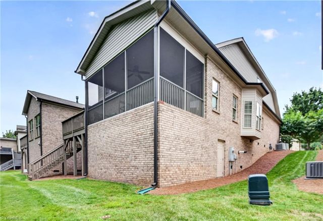 204 Jordan Ridge Way, Jamestown, NC 27282