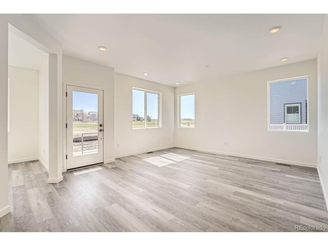 1290 S Algonquian, Aurora, CO 80018