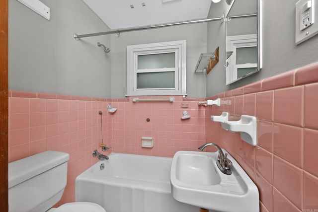 8517 Fairwood Road, Mabelvale, AR 72103