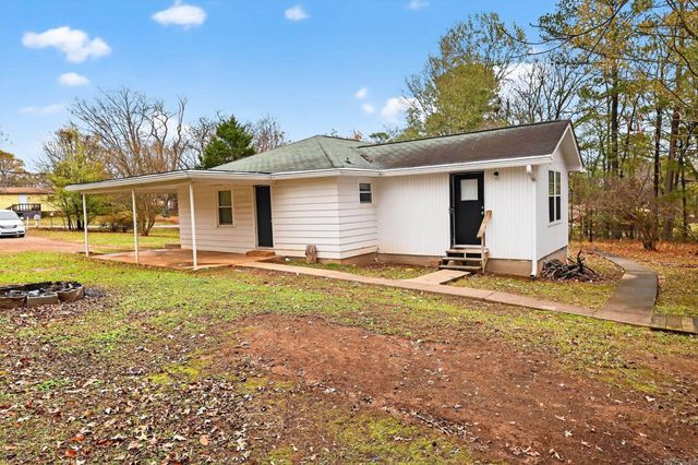 8517 Fairwood Road, Mabelvale, AR 72103