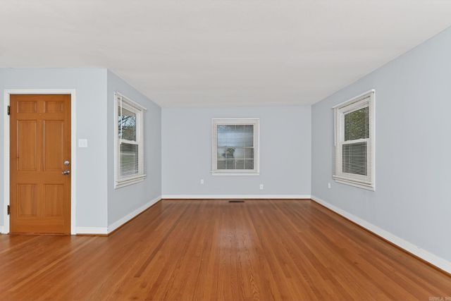 8517 Fairwood Road, Mabelvale, AR 72103