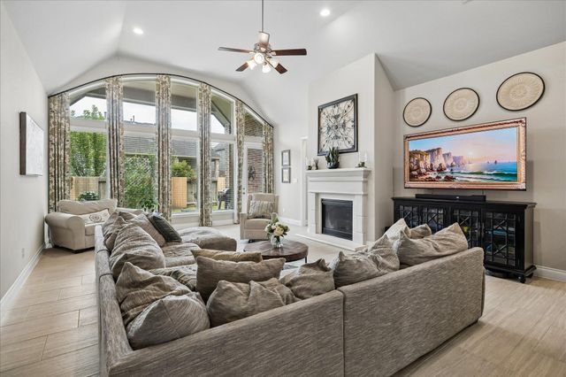 23435 Tavola Rosa Drive, New Caney, TX 77357