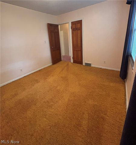 6862 York Road, Parma Heights, OH 44130