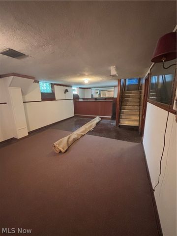 6862 York Road, Parma Heights, OH 44130