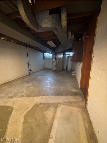 6862 York Road, Parma Heights, OH 44130