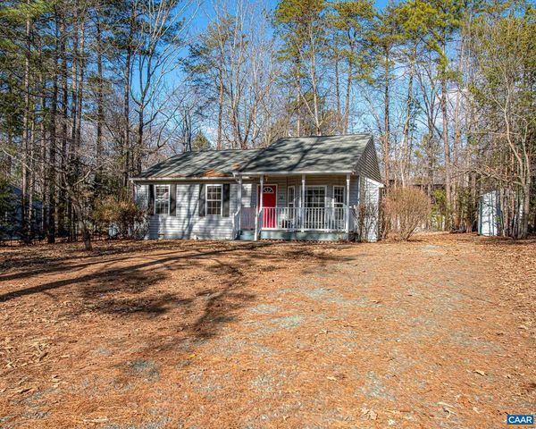 24 LOBLOLLY RD, Palmyra, VA 22963