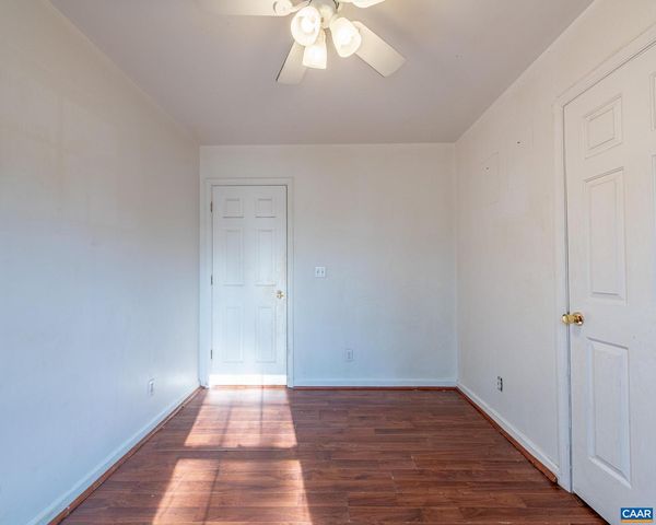 24 LOBLOLLY RD, Palmyra, VA 22963