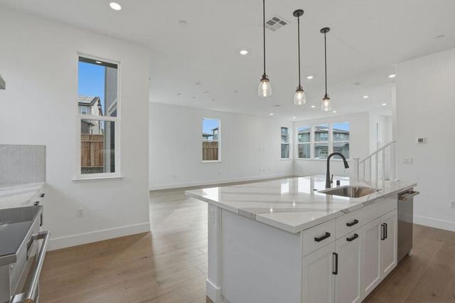 1901 Michael Avenue, Dublin, CA 94568