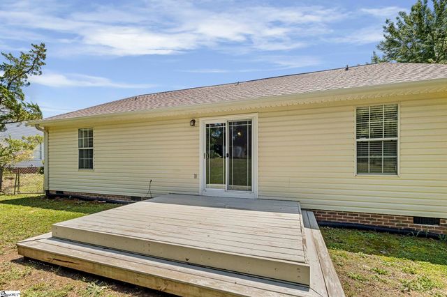 26 Michell Drive, Taylors, SC 29687