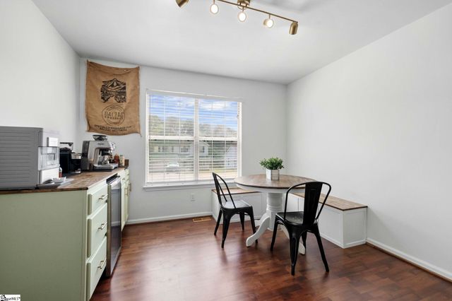 26 Michell Drive, Taylors, SC 29687