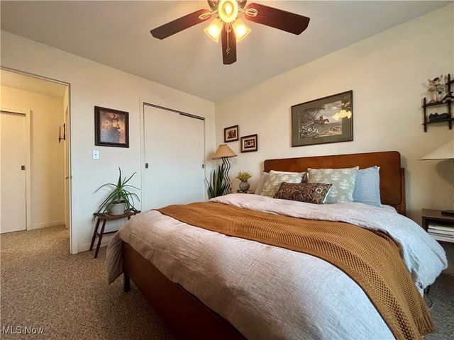 11850 Edgewater Drive 723, Lakewood, OH 44107