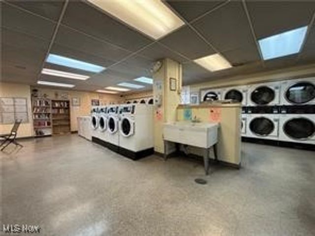 11850 Edgewater Drive 723, Lakewood, OH 44107