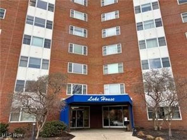 11850 Edgewater Drive 723, Lakewood, OH 44107