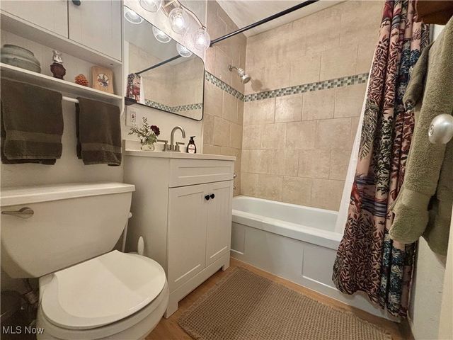 11850 Edgewater Drive 723, Lakewood, OH 44107