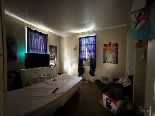 930 Marshall Ave, New Castle, PA 16101