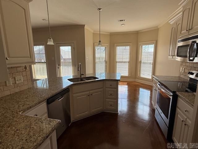 2485 EIGHTEEN Loop, Conway, AR 72034