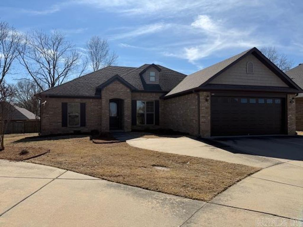 2485 EIGHTEEN Loop, Conway, AR 72034